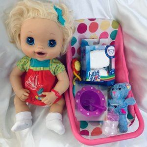 LOVELY BLONDE 2010 TALKING BABY ALIVE NEEDS NEW MUMMY ,EATS ,DRINKS ,PEES,POOPS